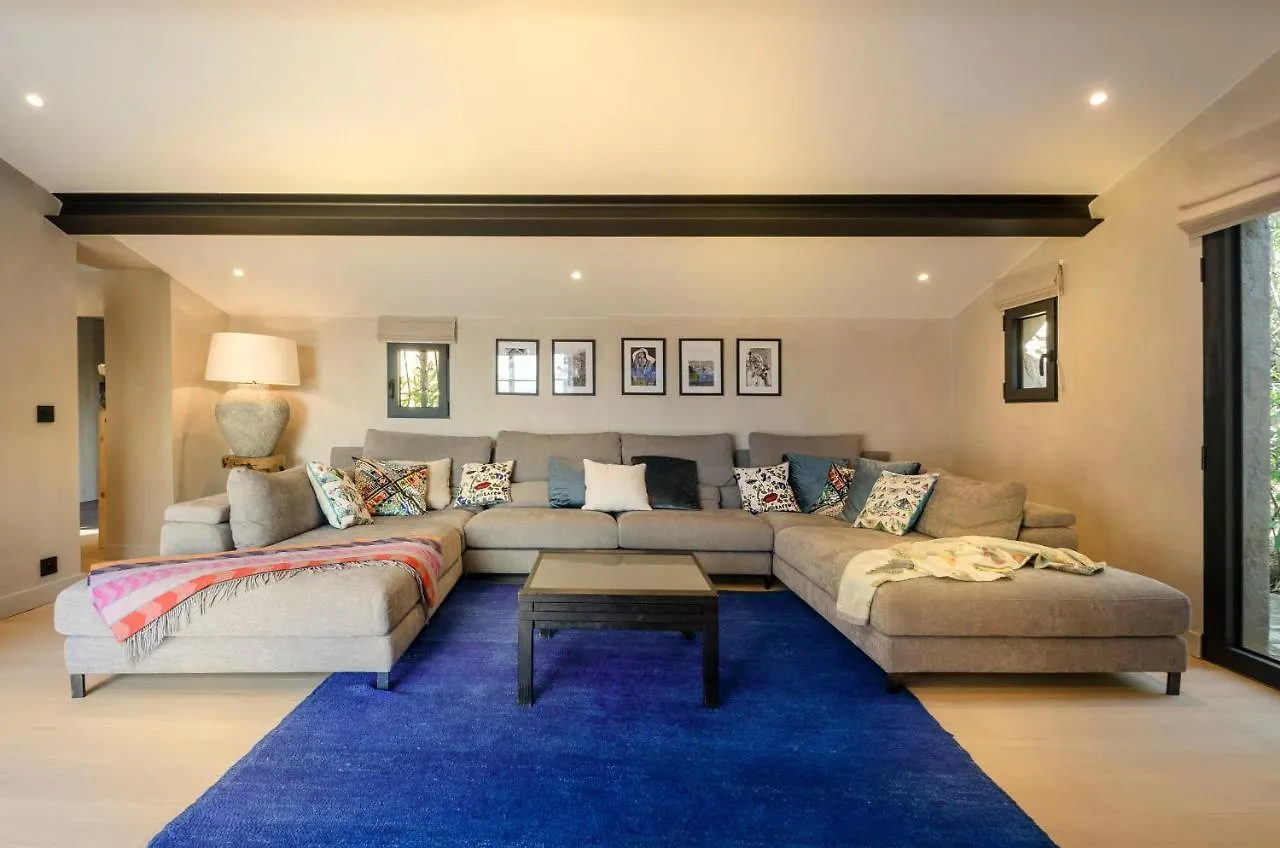 Maison Caroline - Villa 10 Personnes Avec Piscine A 5Km De Saint Tropez 0*, Saint-Tropez